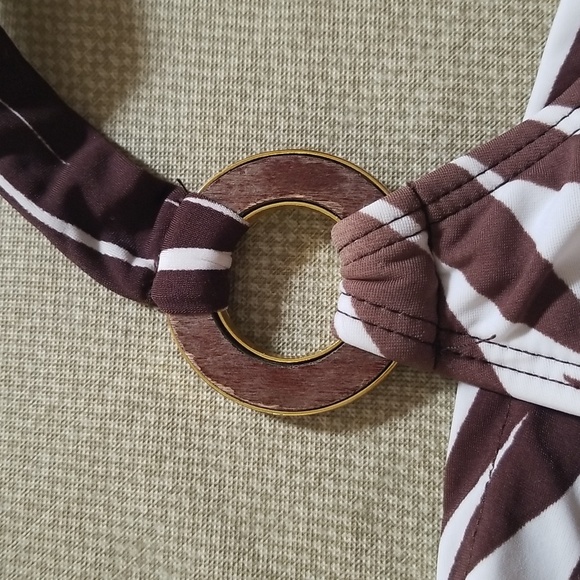 Bundle Of Two Palm Frond Bathing Suit Tops With Matching Bottom - Picture 8 of 8